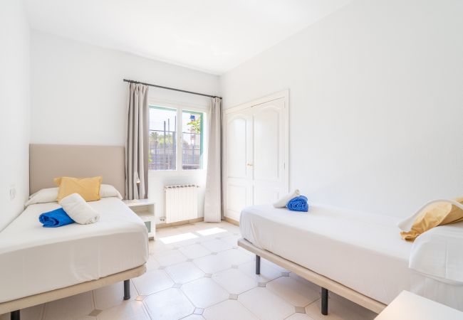 Villa a Arenal - Villa Santander Villa a Arenal - Villa Santander