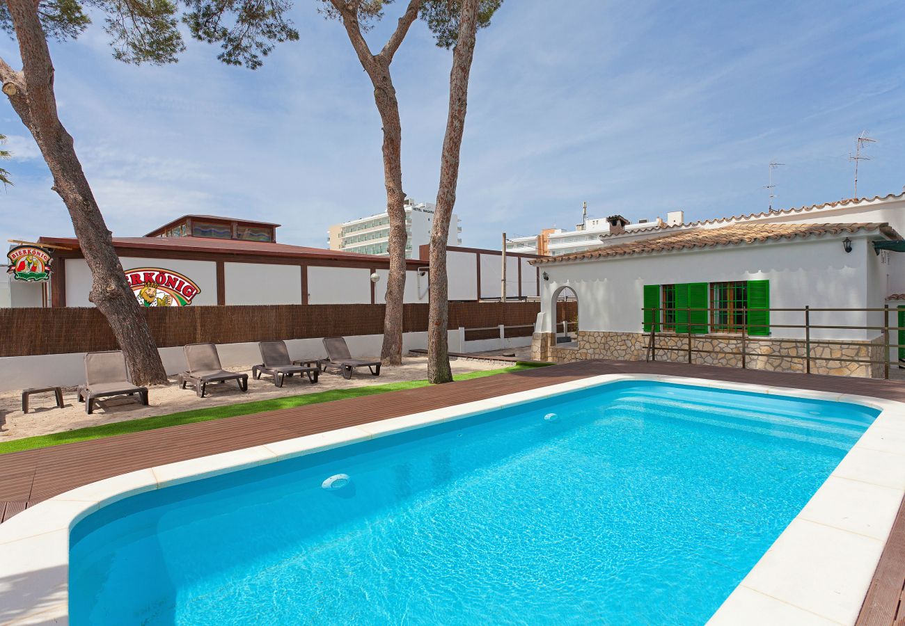 Villa a Arenal - Villa Els Pins