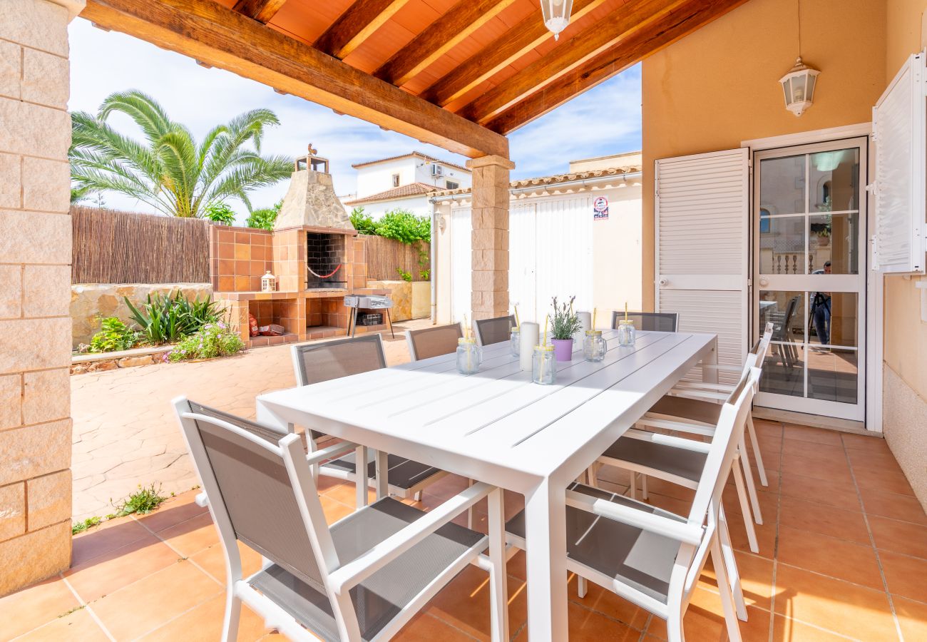 Villa in Las Palmeras - Villa Las Palmeras Villa in Las Palmeras - Villa Las Palmeras